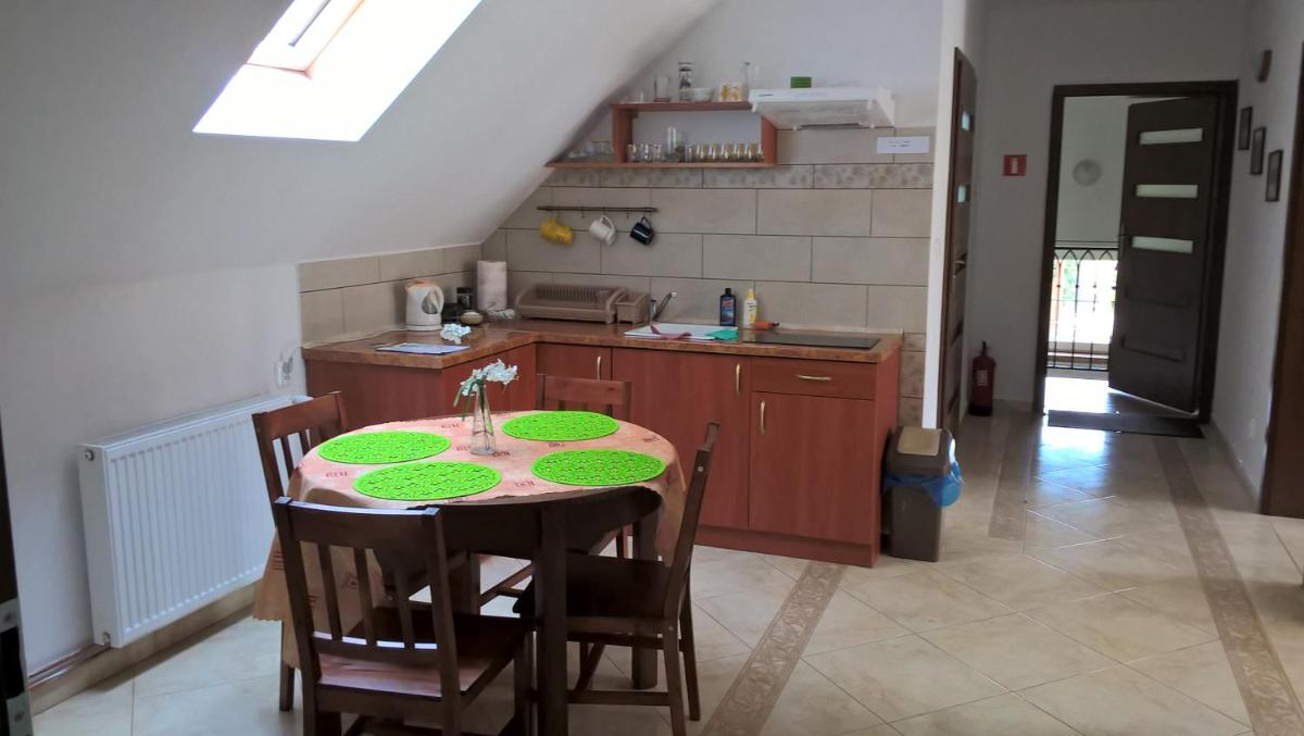 Apartments Dom Ca?oroczny - Housity
