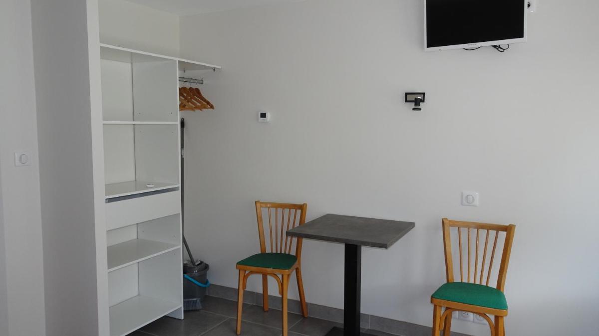 Studios Gîtes Chambres Au Pont de la Ginéze - Housity