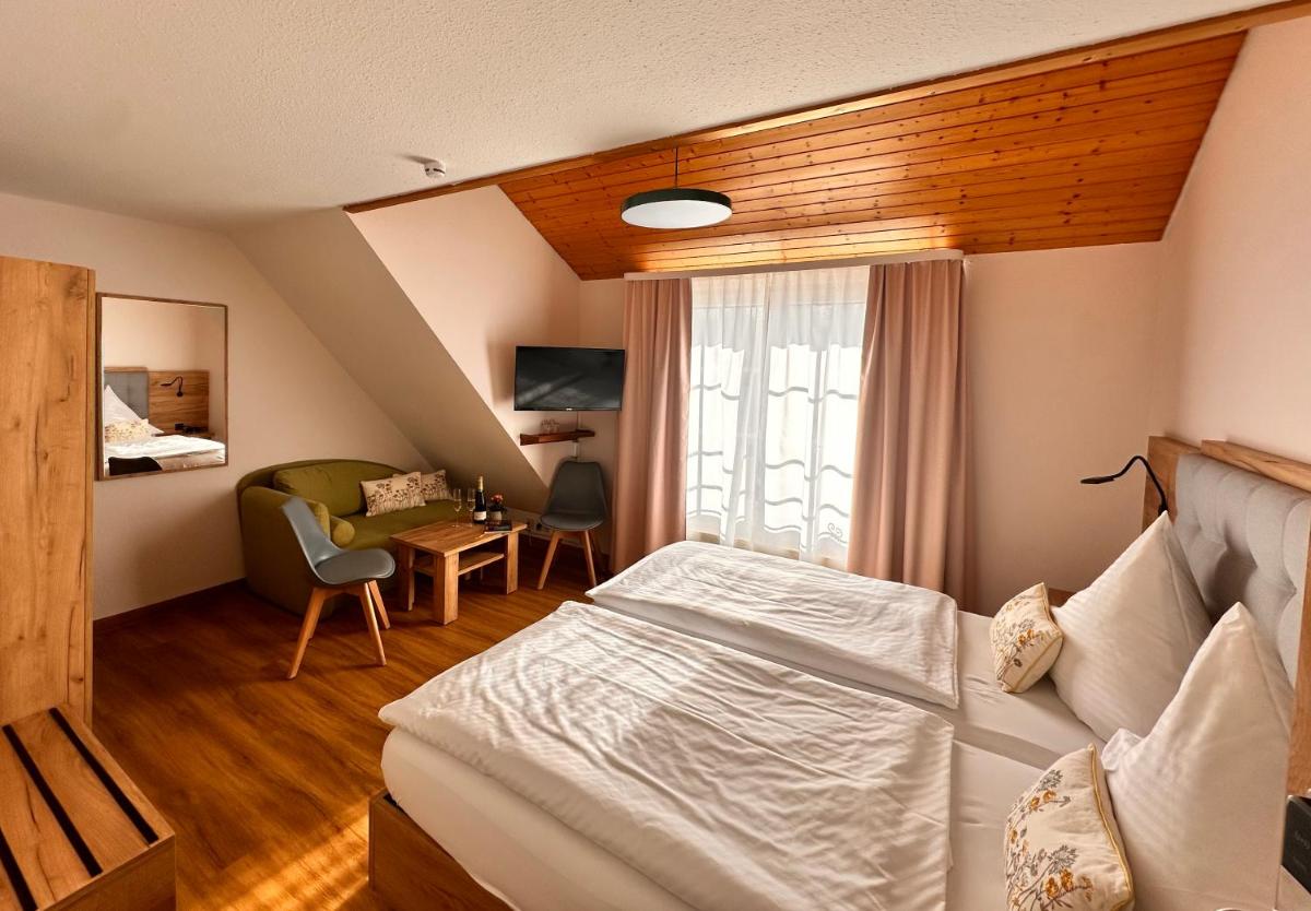 Gasthof Engel - Housity