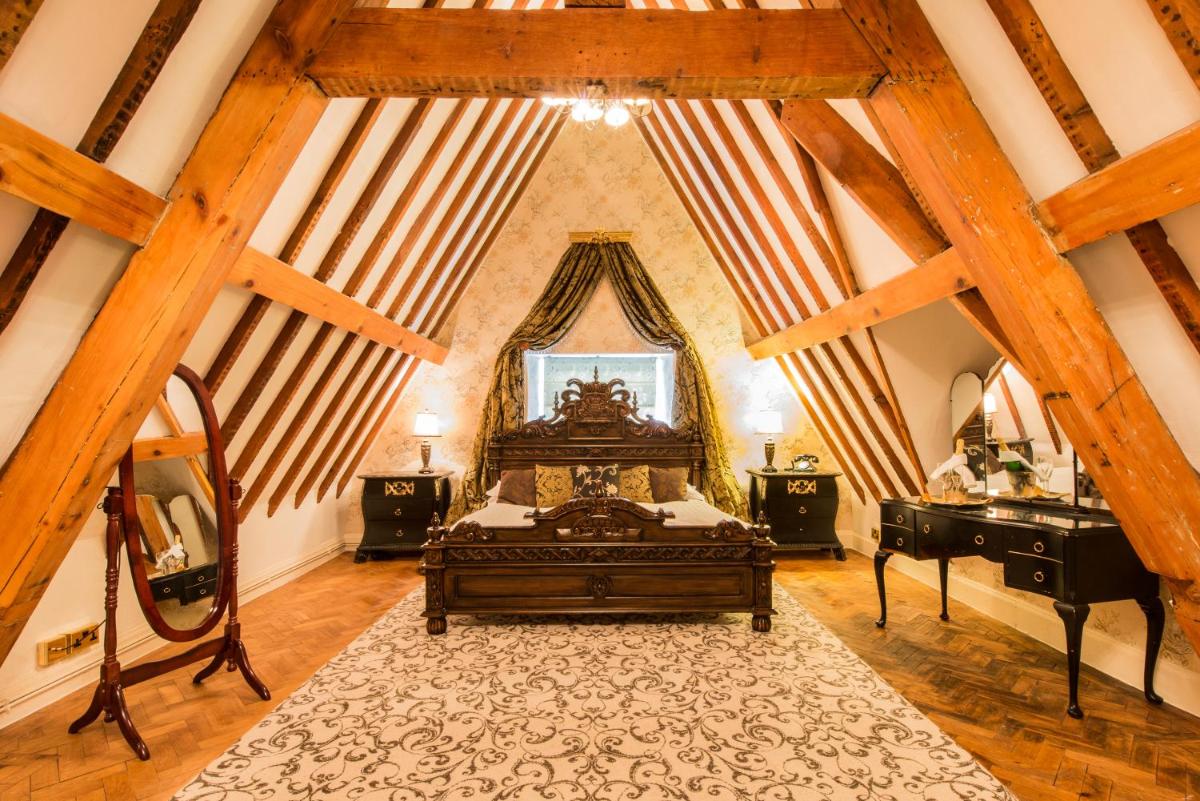 Maenan Abbey Hotel - Housity