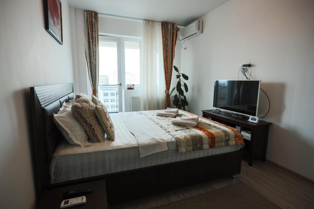 Q Luxury near Palas Mall - Housity