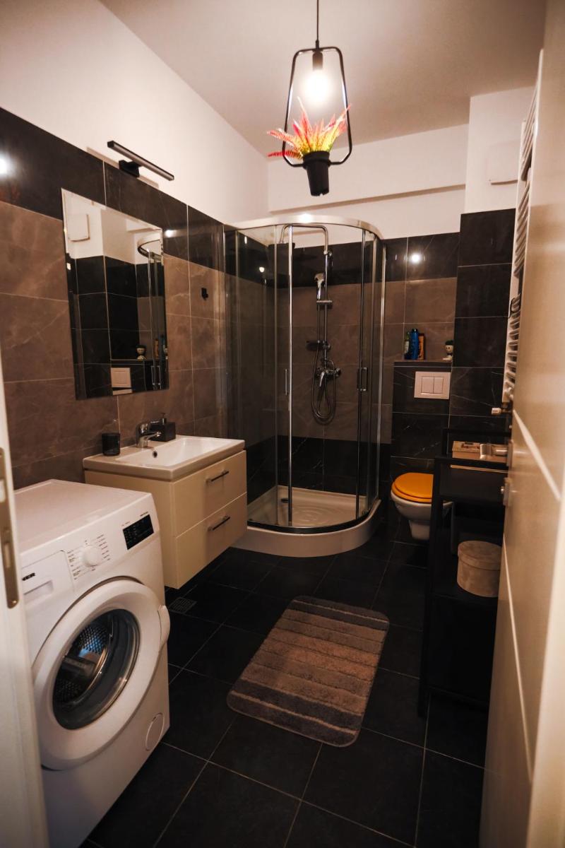 Q Luxury near Palas Mall - Housity