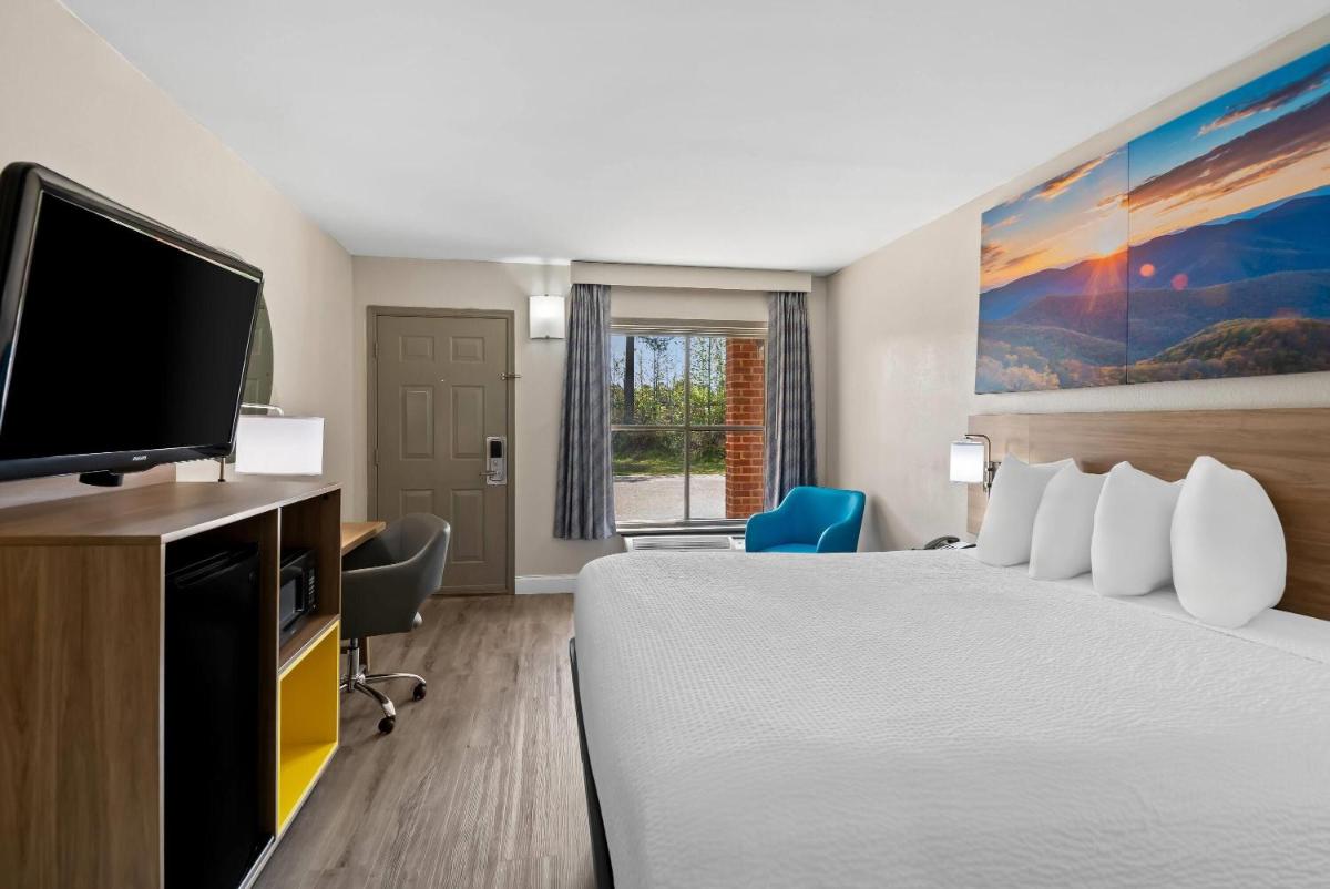 Days Inn by Wyndham Petersburg/South Fort Lee - Housity