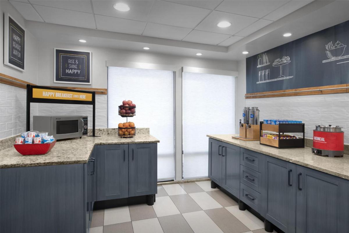 Hampton Inn Pittsburgh Greentree - Housity