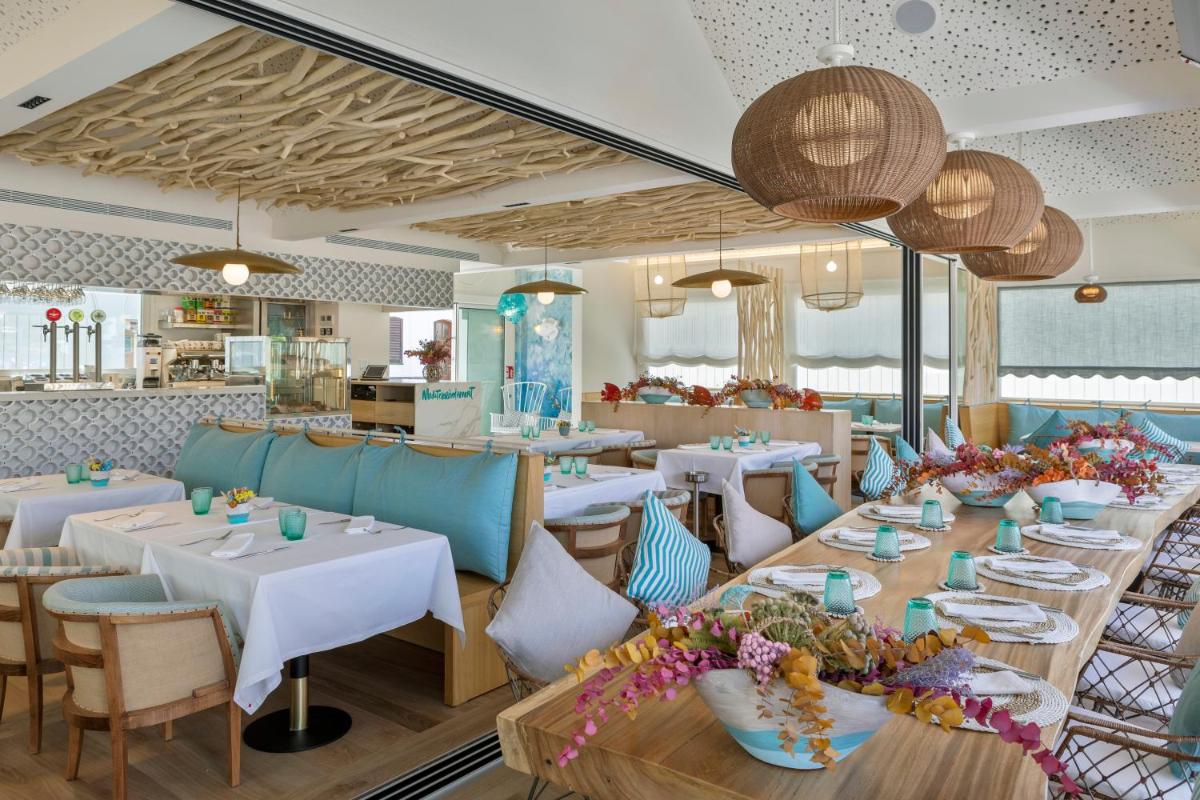 Un restaurante o sitio para comer en Hotel Spa Porto Cristo