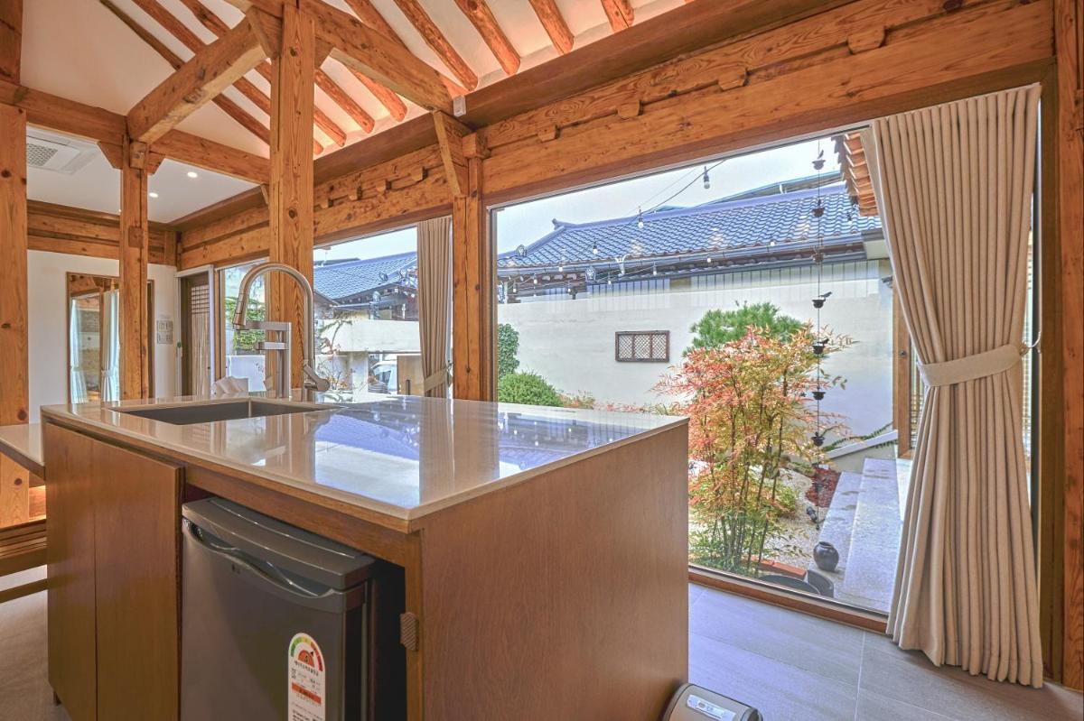 Hanok spa stay 소연정 - Housity