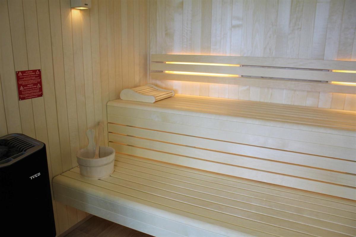 Photo de la galerie de l'établissement Best Western Côte des Sables Plouescat, à Plouescat