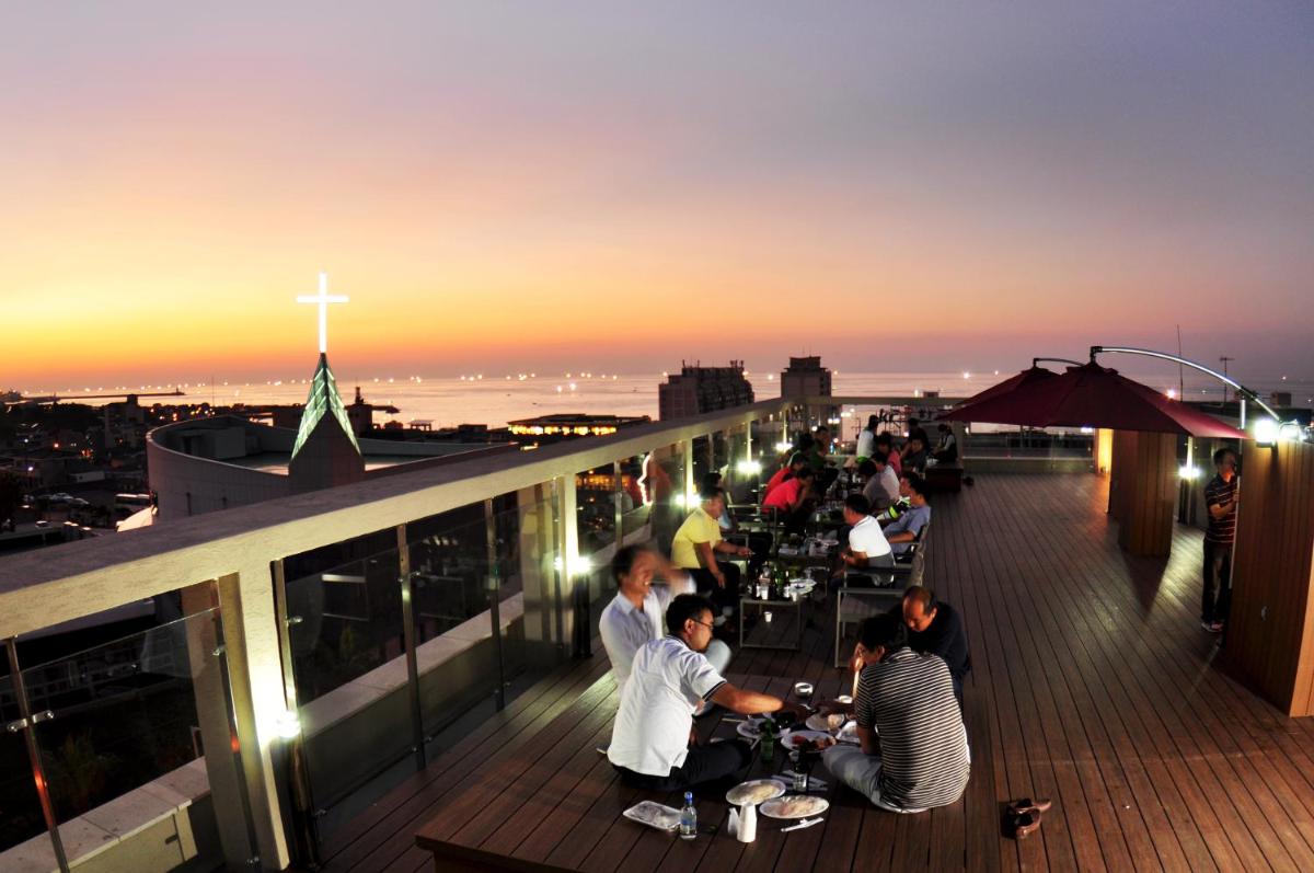Black Sands Hotel Jeju - Hizvo
