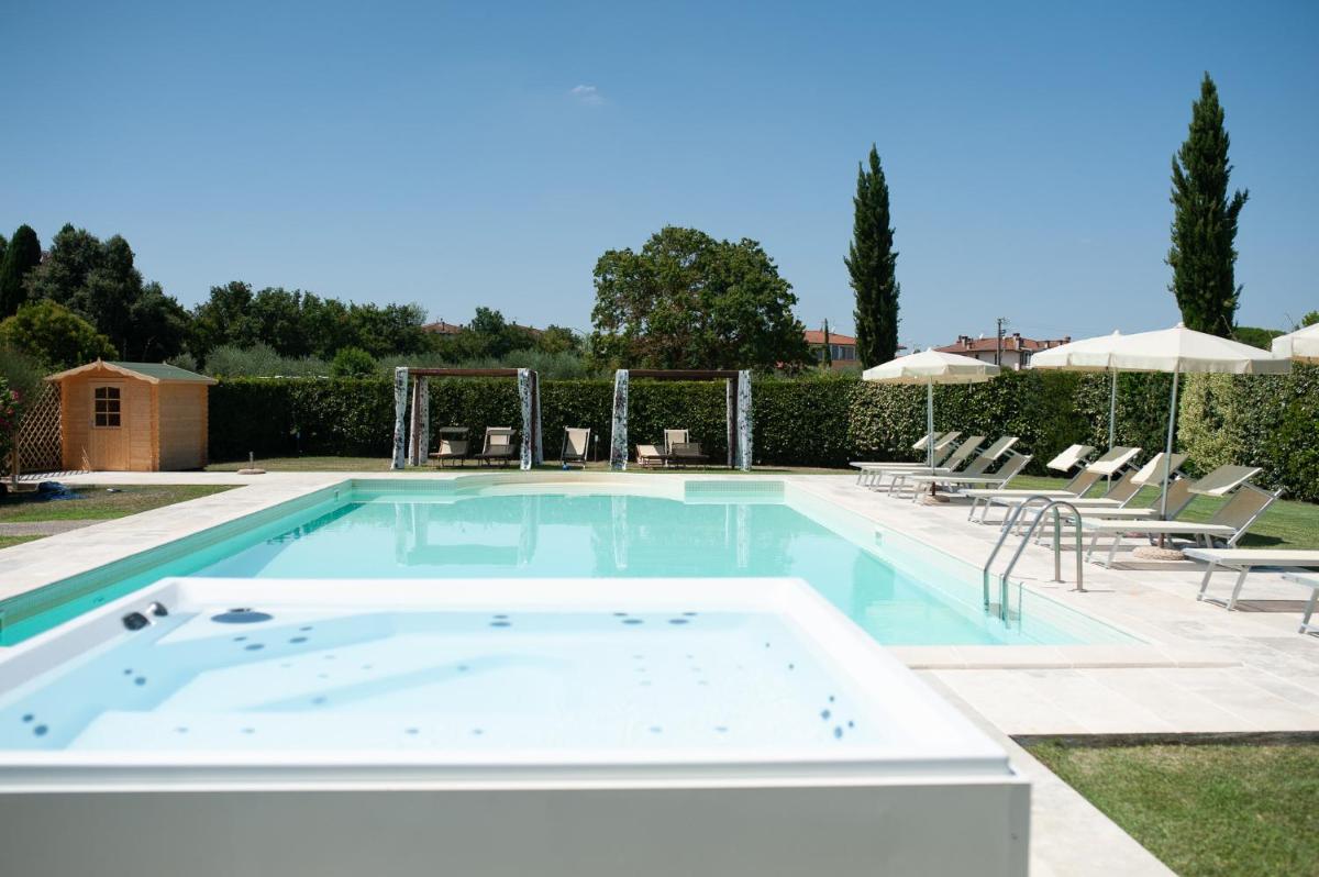 Le Colombaie Country Resort - Housity