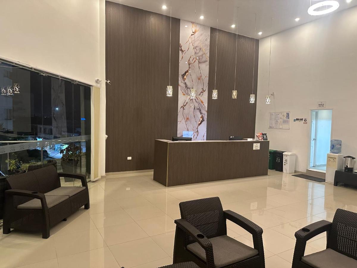 Apartahotel Plaza - Housity