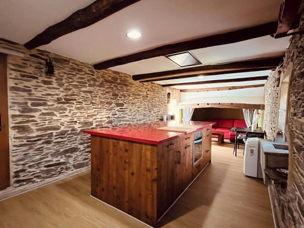 Casa rural entre Santiago Compostela y La Coruña - Housity