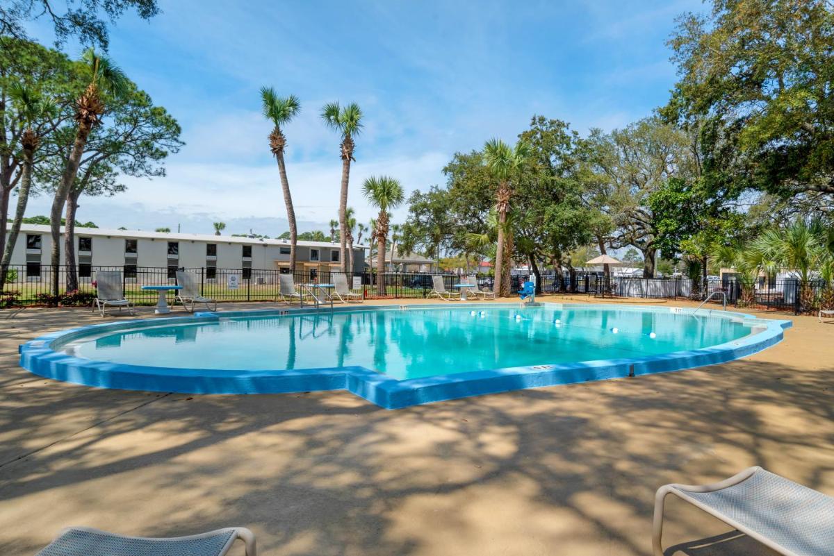 Quality Inn Fort Walton Beach - Destin West - Housity
