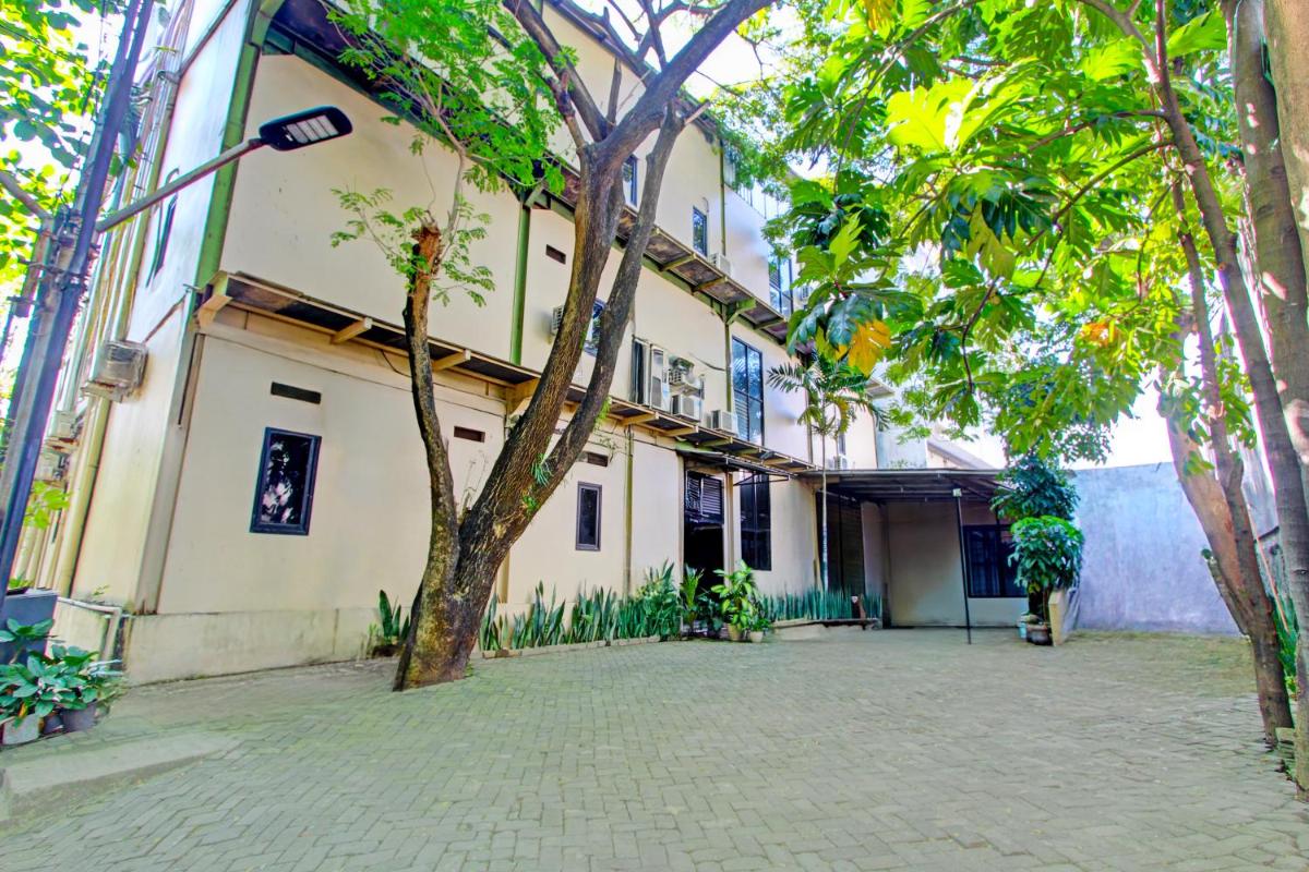 OYO Life 2928 Rumah Ceria - Housity