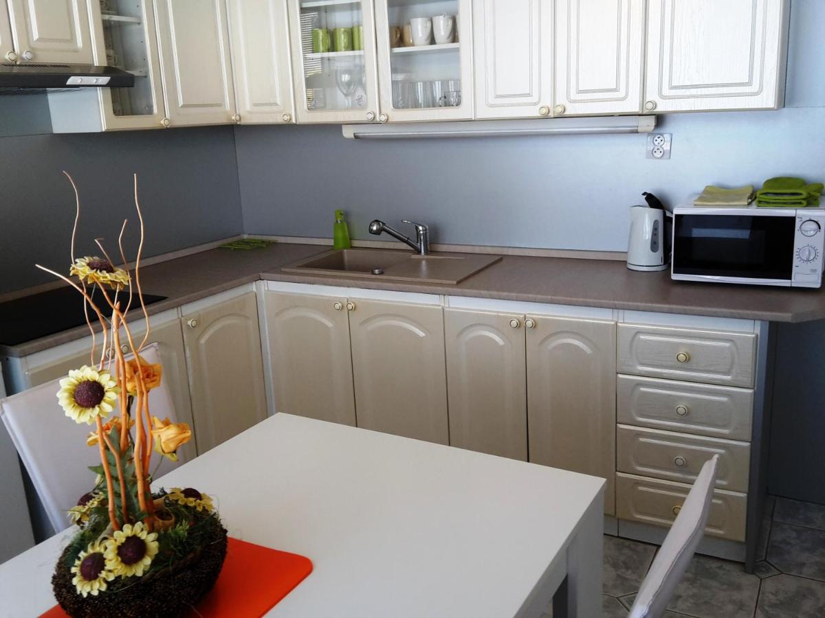 APARTMÁN BYSTRICA city & parking - Housity