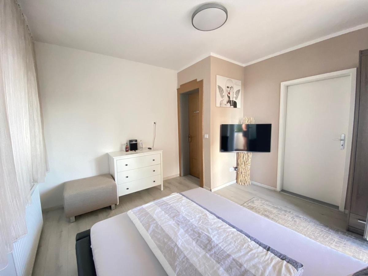Villa Blue Max - Housity