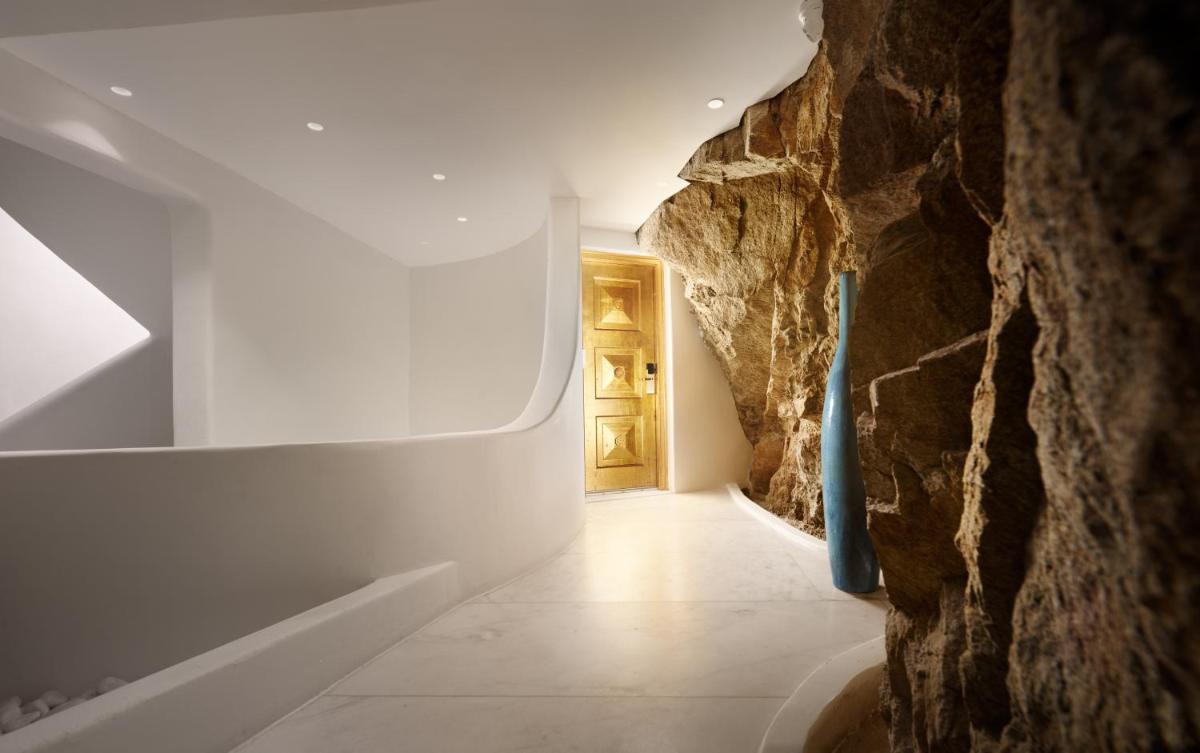 Cavo Tagoo Mykonos - Housity