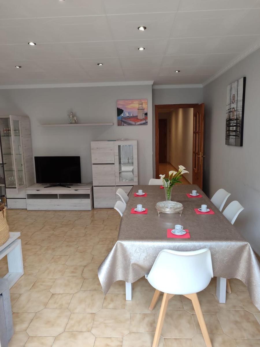 Piso de 4 habitaciones en el centro de Roses - Housity