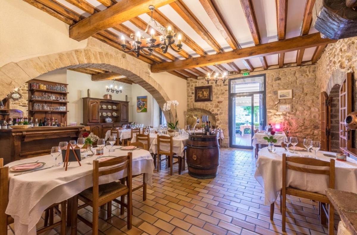 Auberge de Saugras - Housity