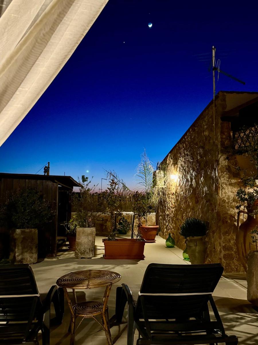 No Vabbè! Penthouse… - Housity