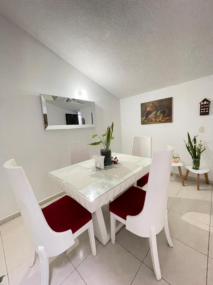 Oxford House - Housity
