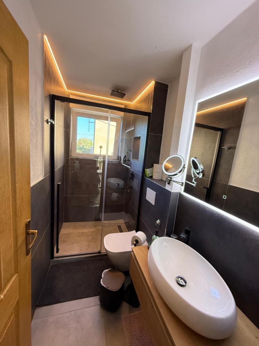 Villa Vidovic Apartments Bella Vista Mare - Hizvo