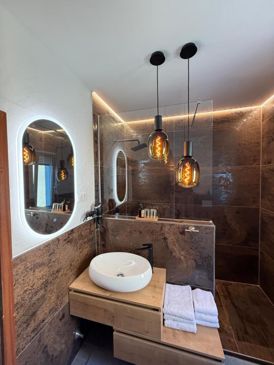 Villa Vidovic Apartments Bella Vista Mare - Hizvo