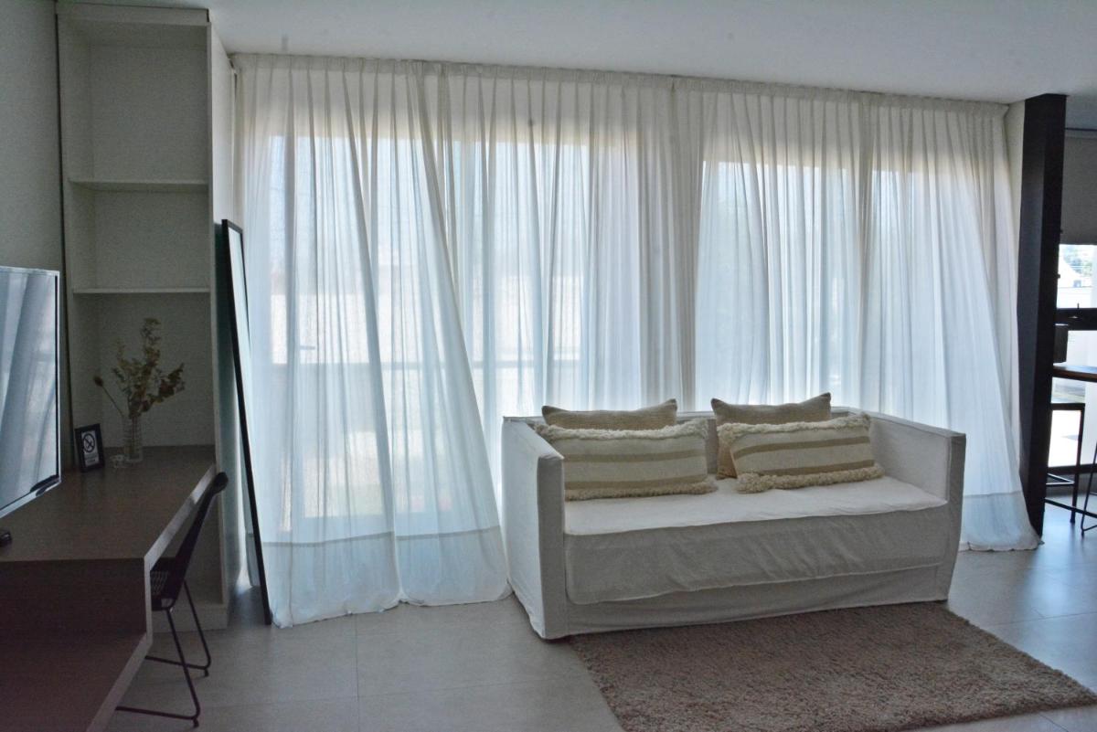 LA ESQUINA MONOAMBIENTE - Housity