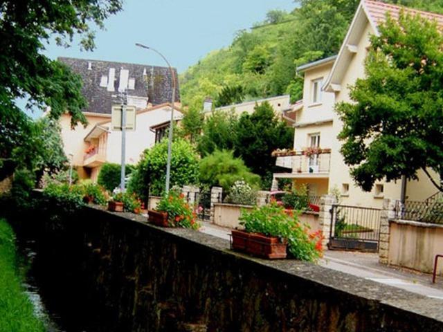 Le Croissant de Lune - Housity