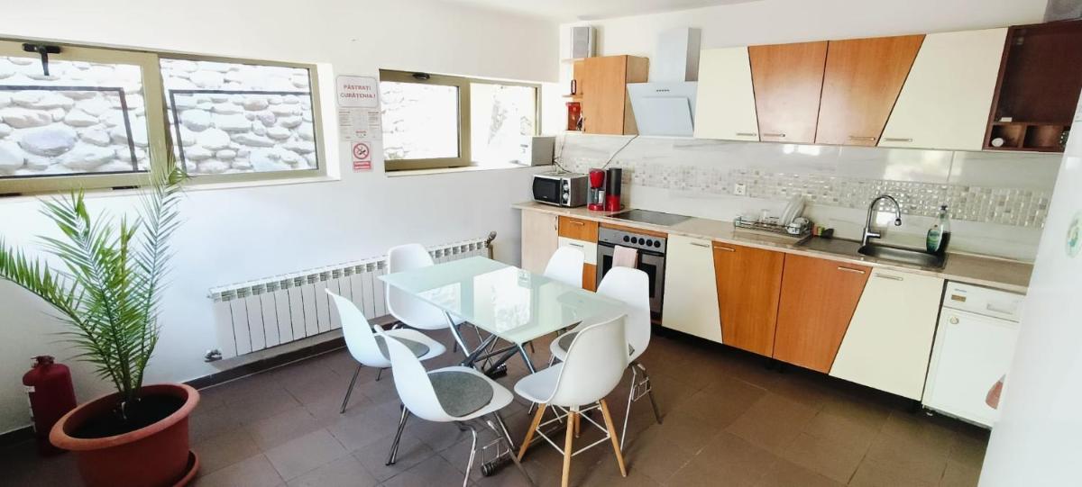 Cazare Casa Sandra - Housity