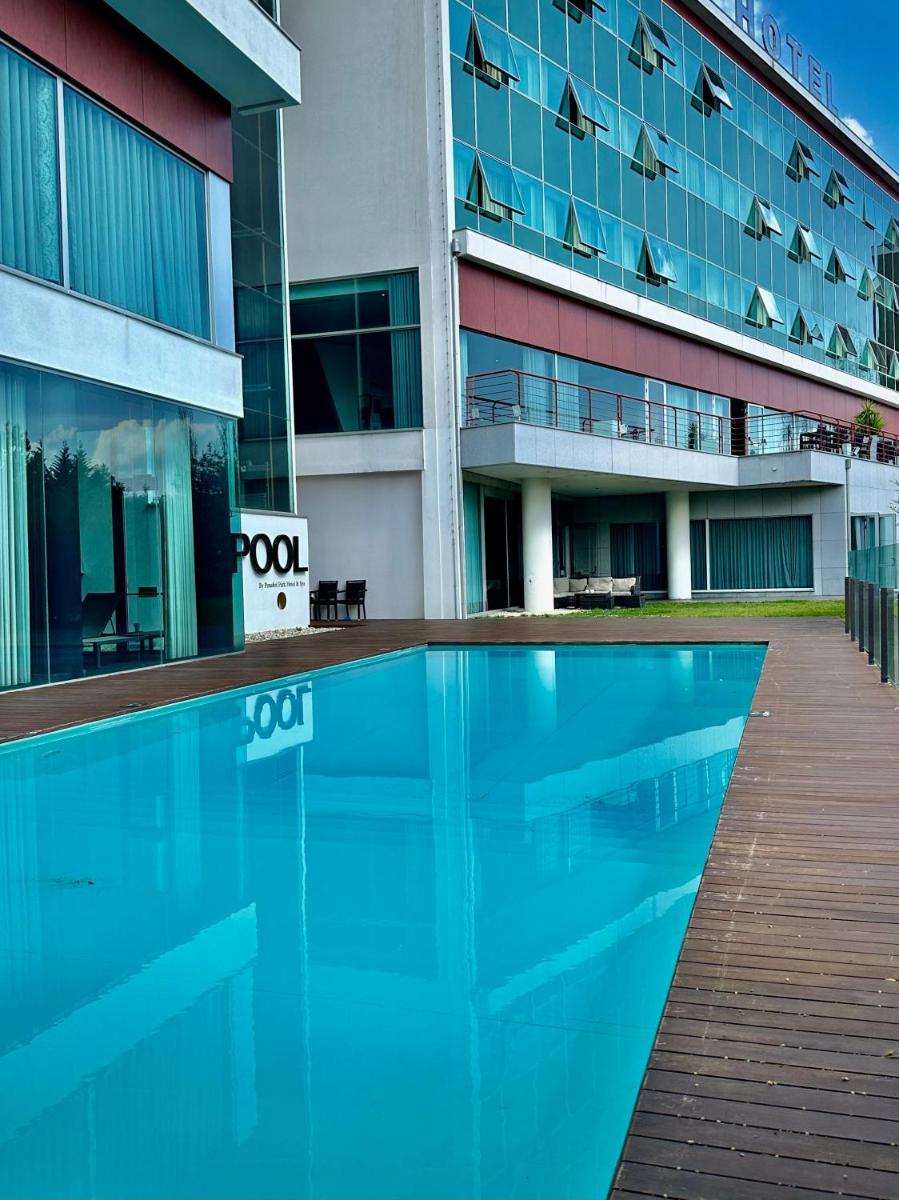 A piscina em ou perto de Penafiel Park Hotel & Spa