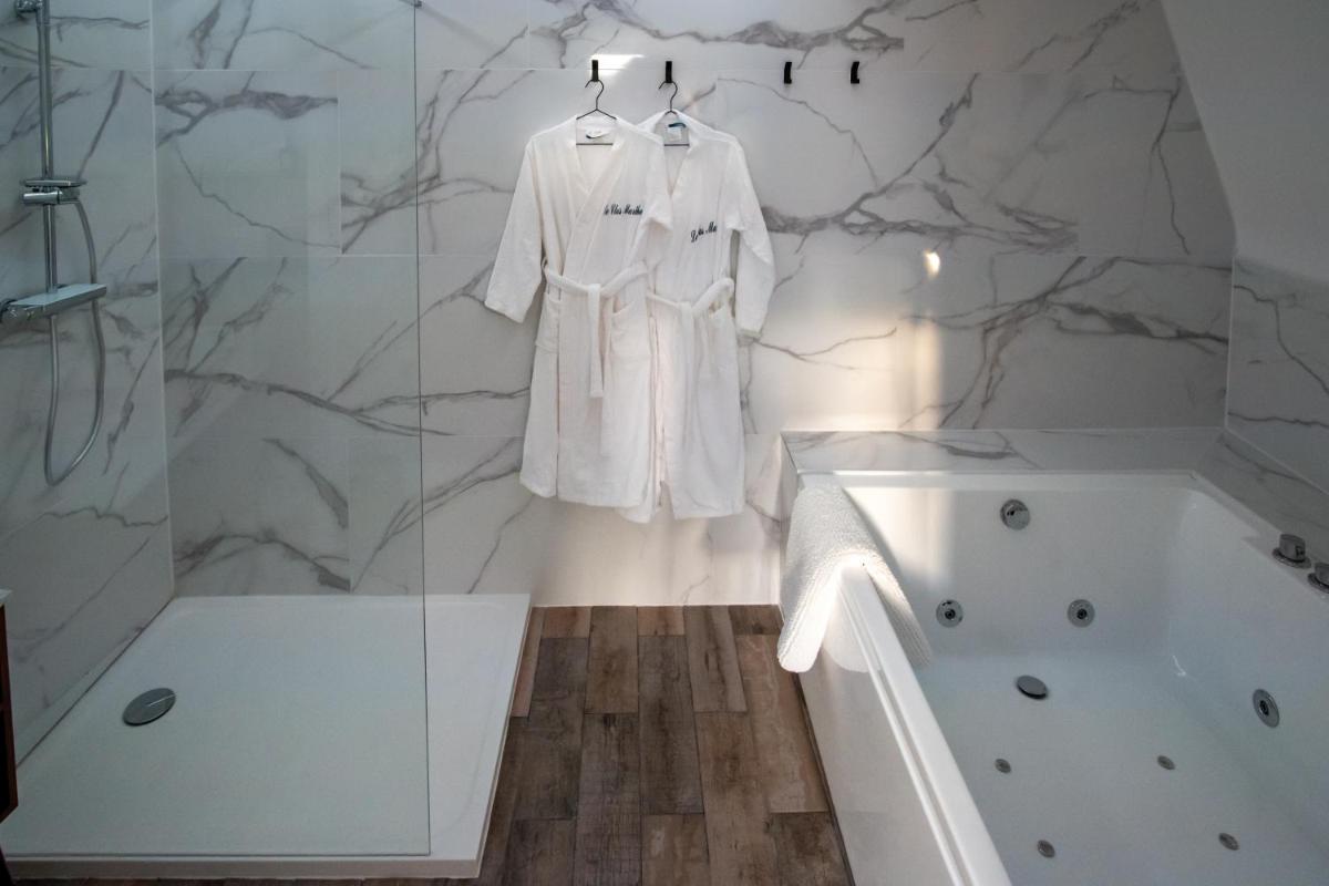 Le Clos Marthe - Suite de charme - Housity