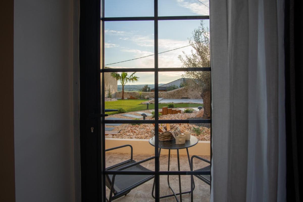 Le Clos Marthe - Suite de charme - Housity