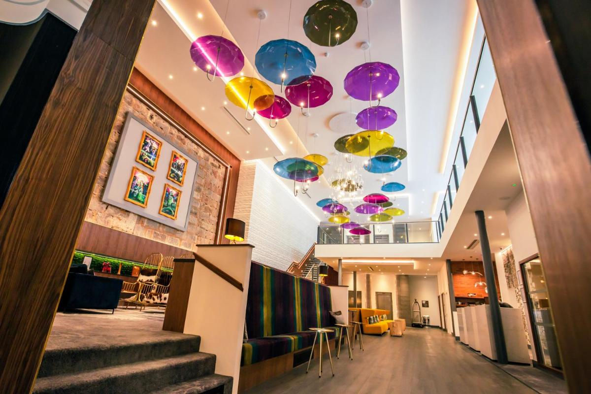 Sandman Signature Aberdeen Hotel & Spa - Housity