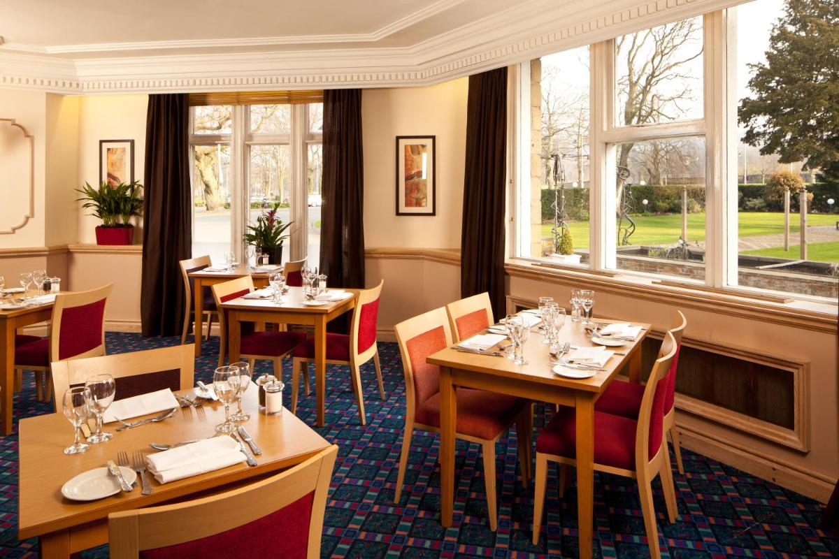 Mercure Bradford, Bankfield Hotel - Housity