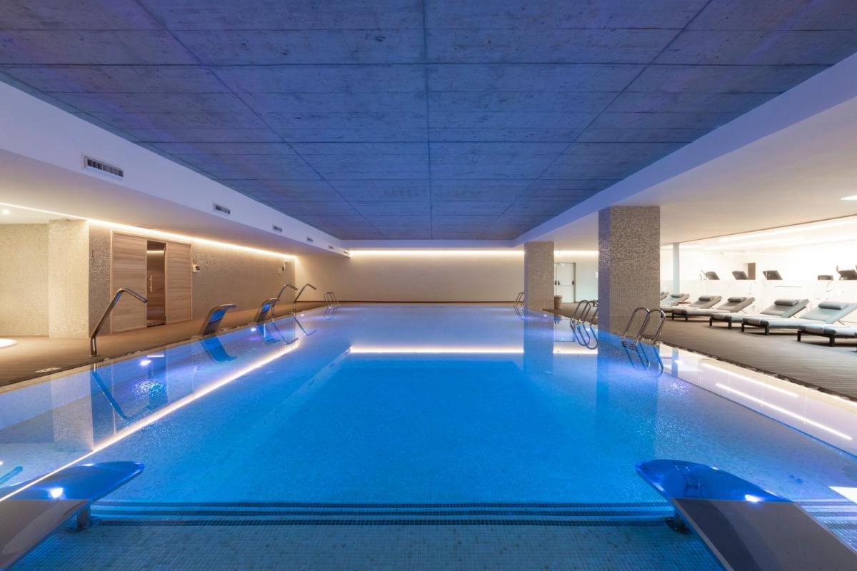 A piscina em ou perto de Boeira Garden Hotel Porto Gaia, Curio Collection by Hilton
