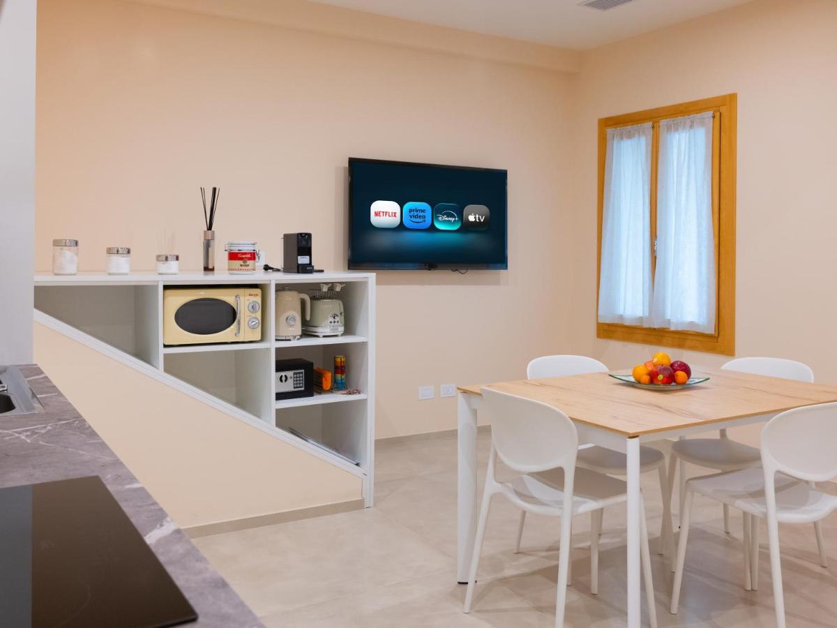 Residenza Dante - Smart Luxury suite in Centro storico - Housity