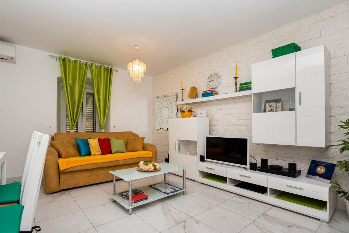 Apartment Dea - Housity
