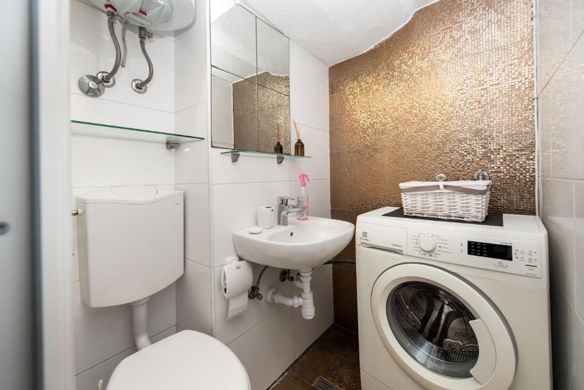Apartment Dea - Housity