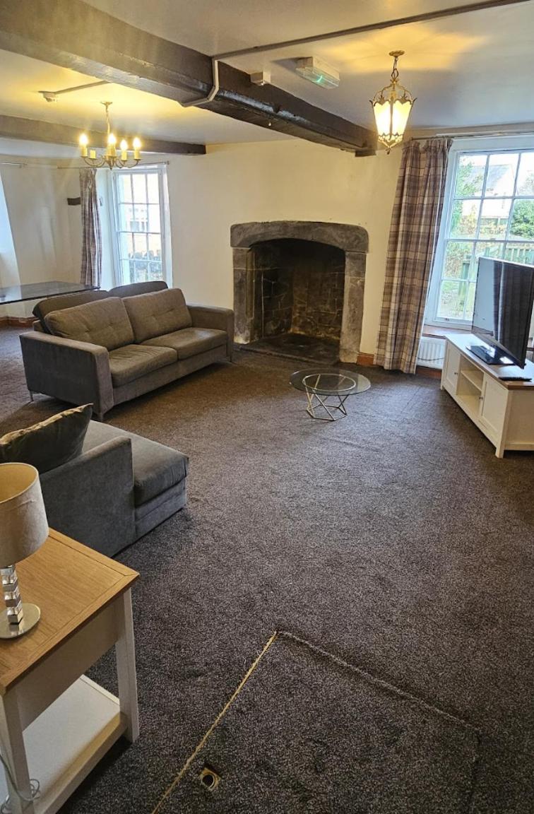 Plas Bellin Hall - Housity