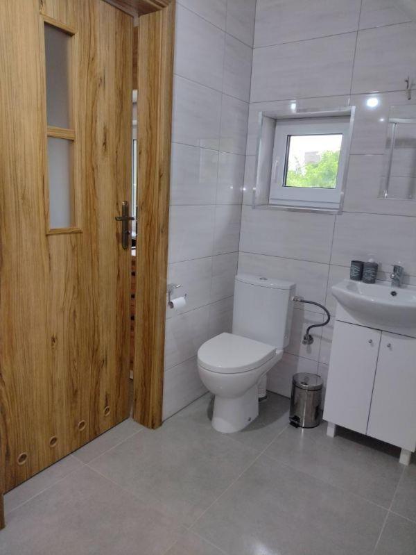 Domek Bobrowe Zacisze 3 - Housity