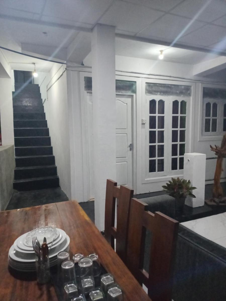 Sadhara River View Lodge - Housity