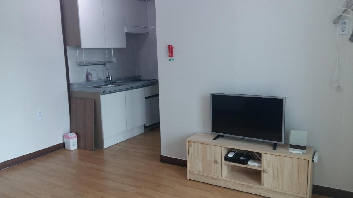 Suzy Pension - Housity