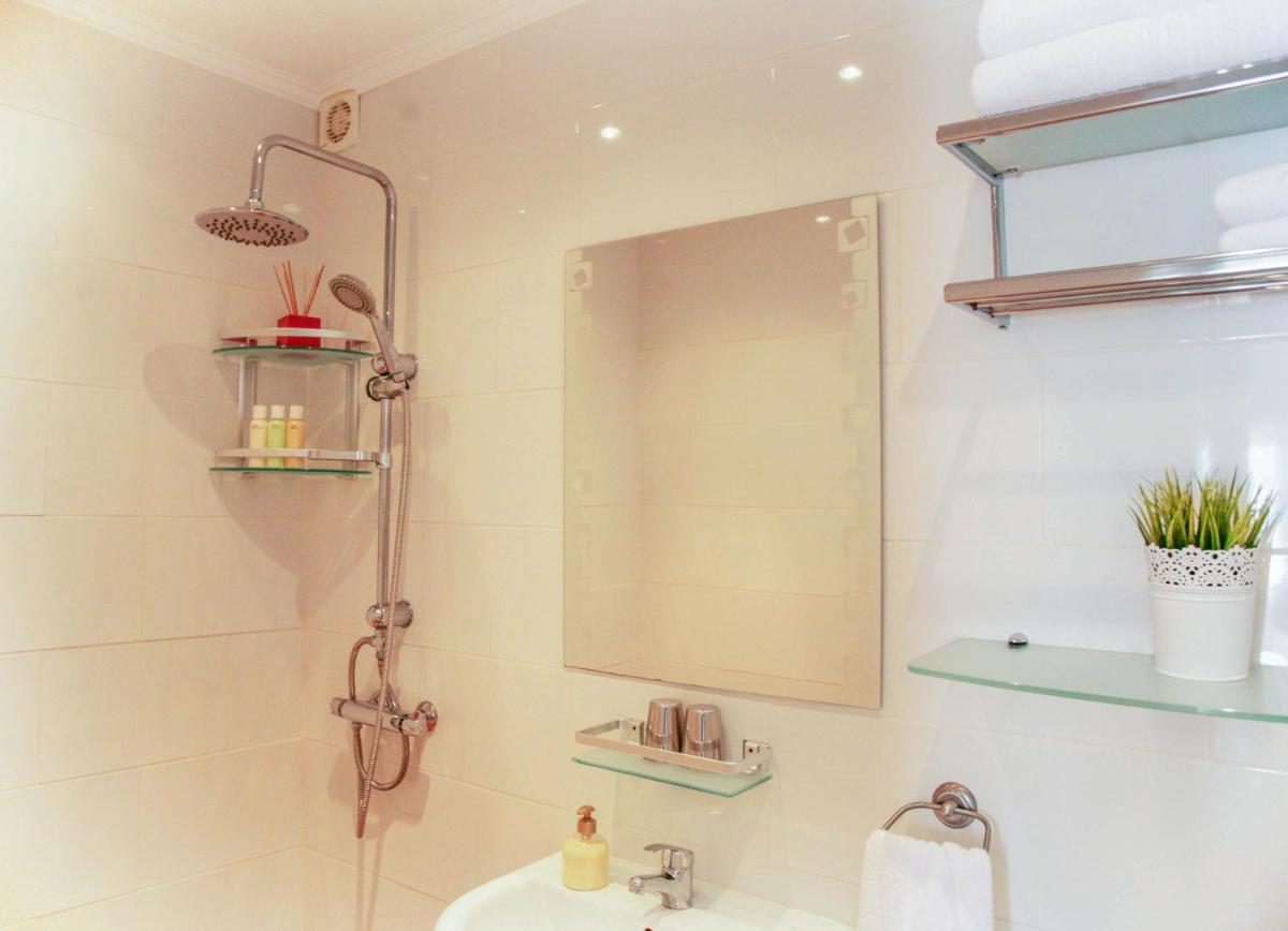 Casa Lanjaron - Housity