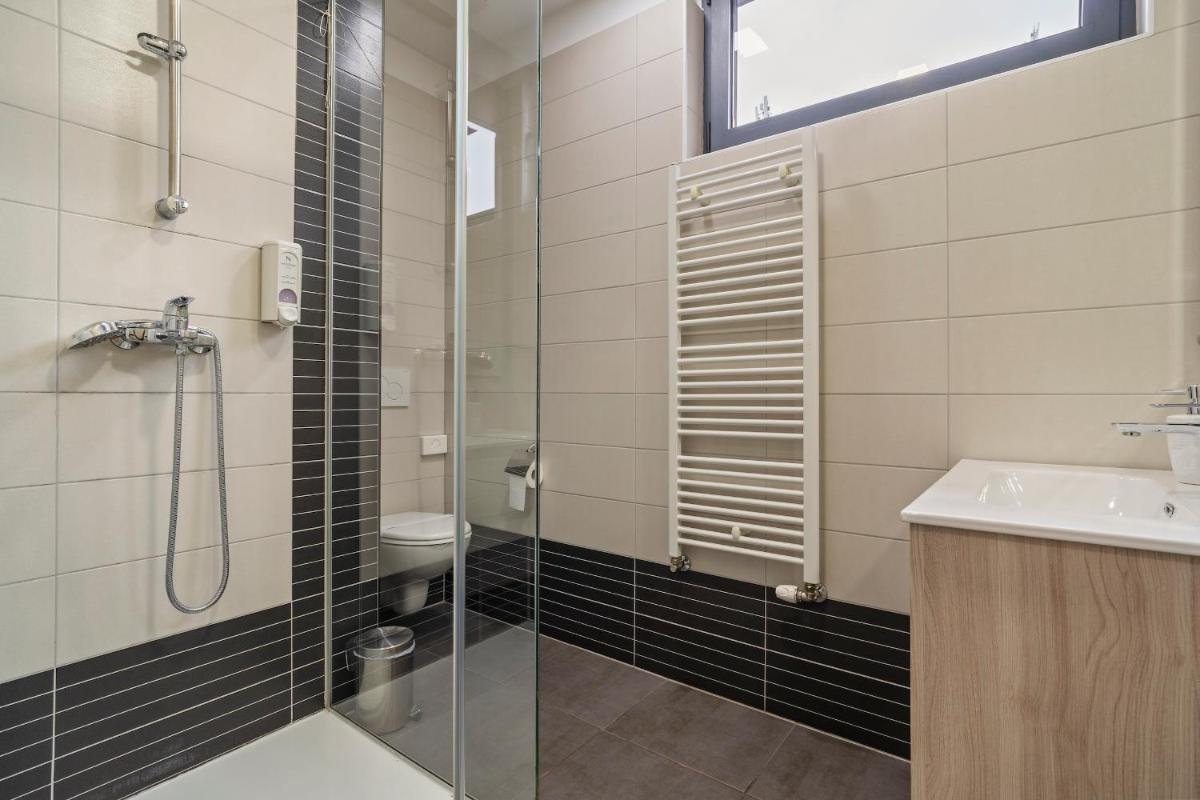 The Hotel National - Hizvo