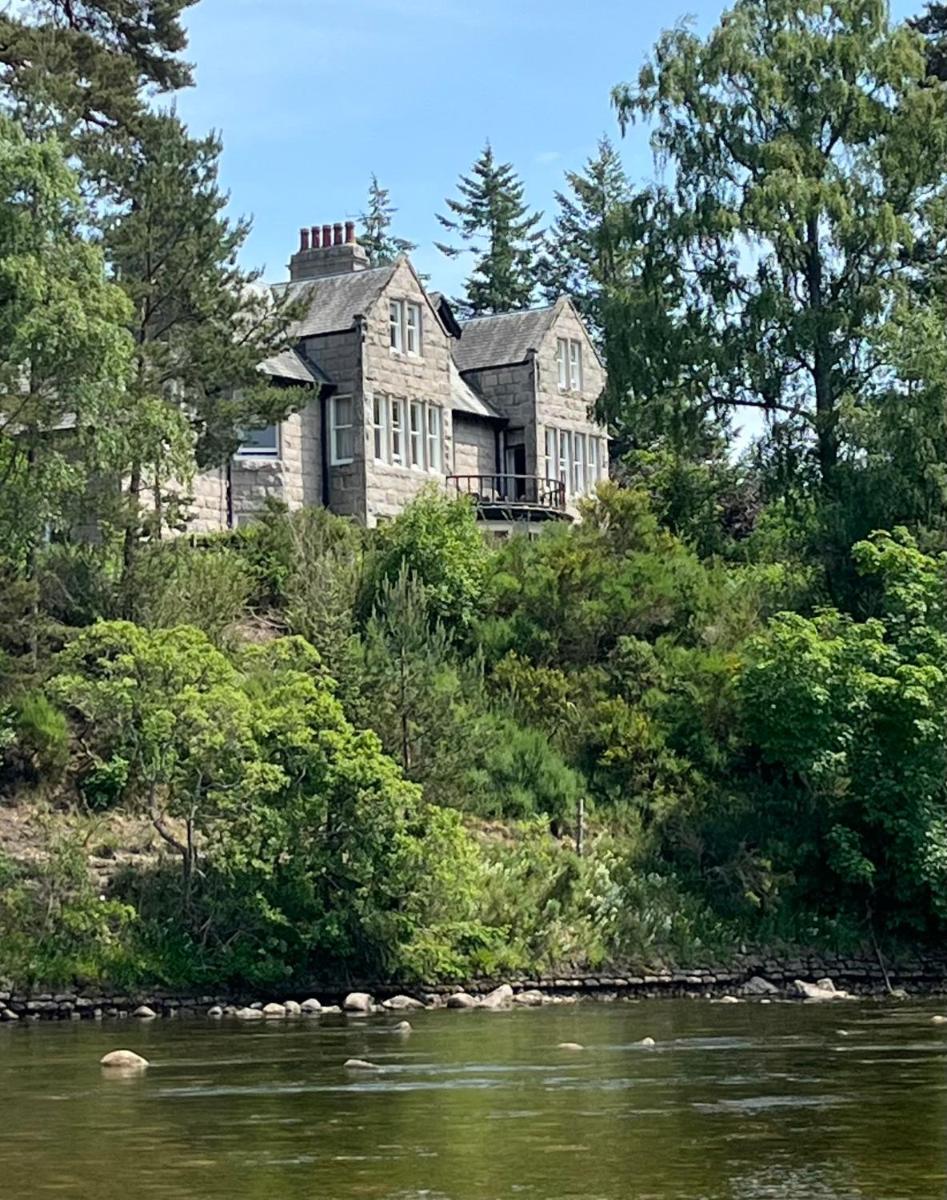 Lys-Na-Greyne Country House - Housity