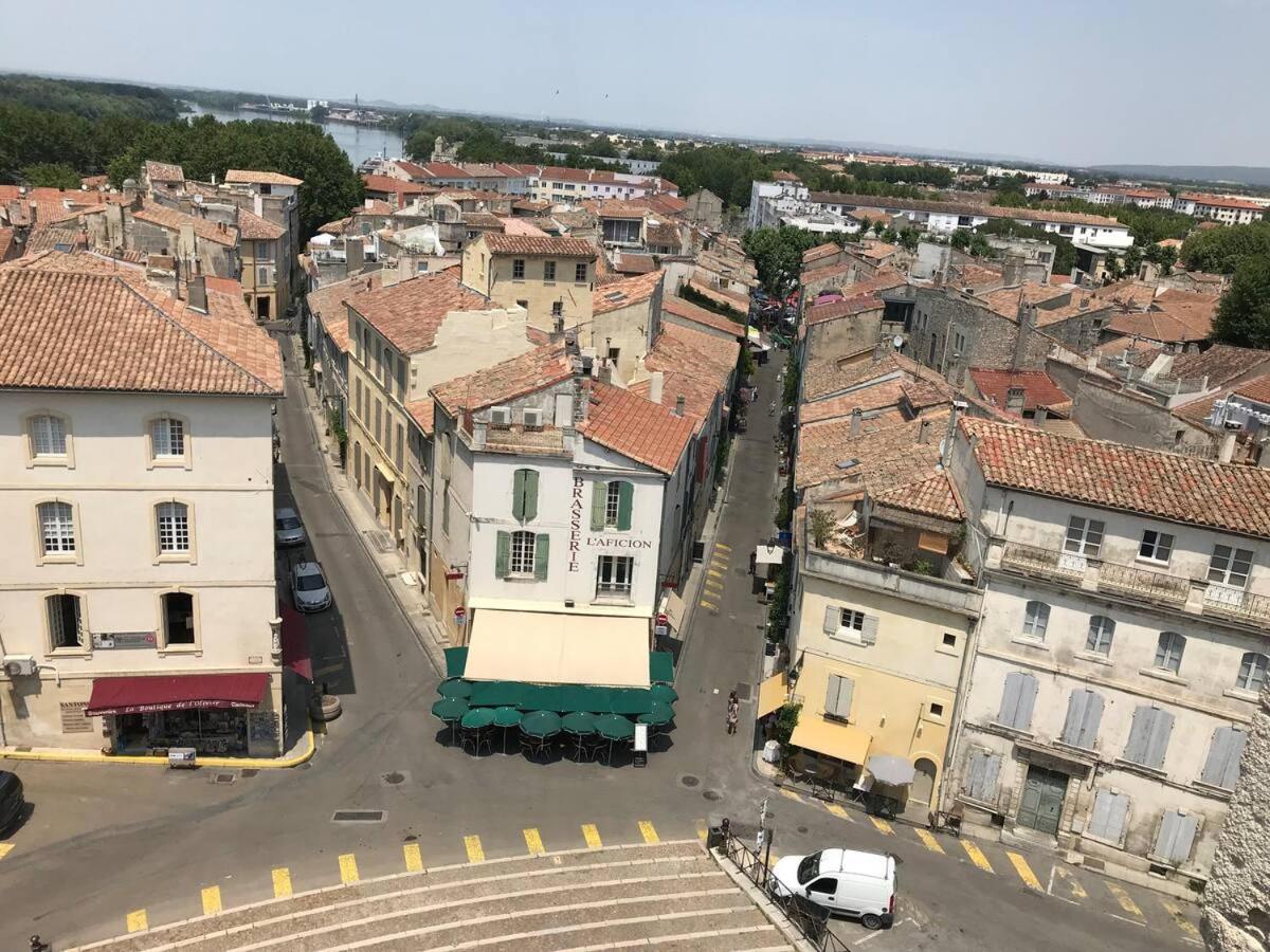 Loft Apartment , La Terrasse Centre Ville d'Arles, - Housity