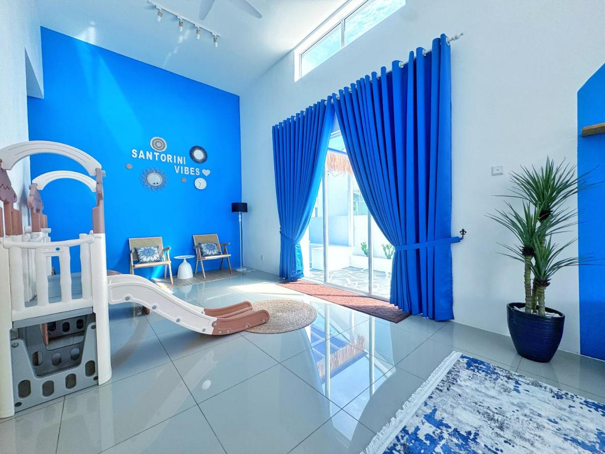 Santorini Vibes Penang - Tasek Gelugor - Housity