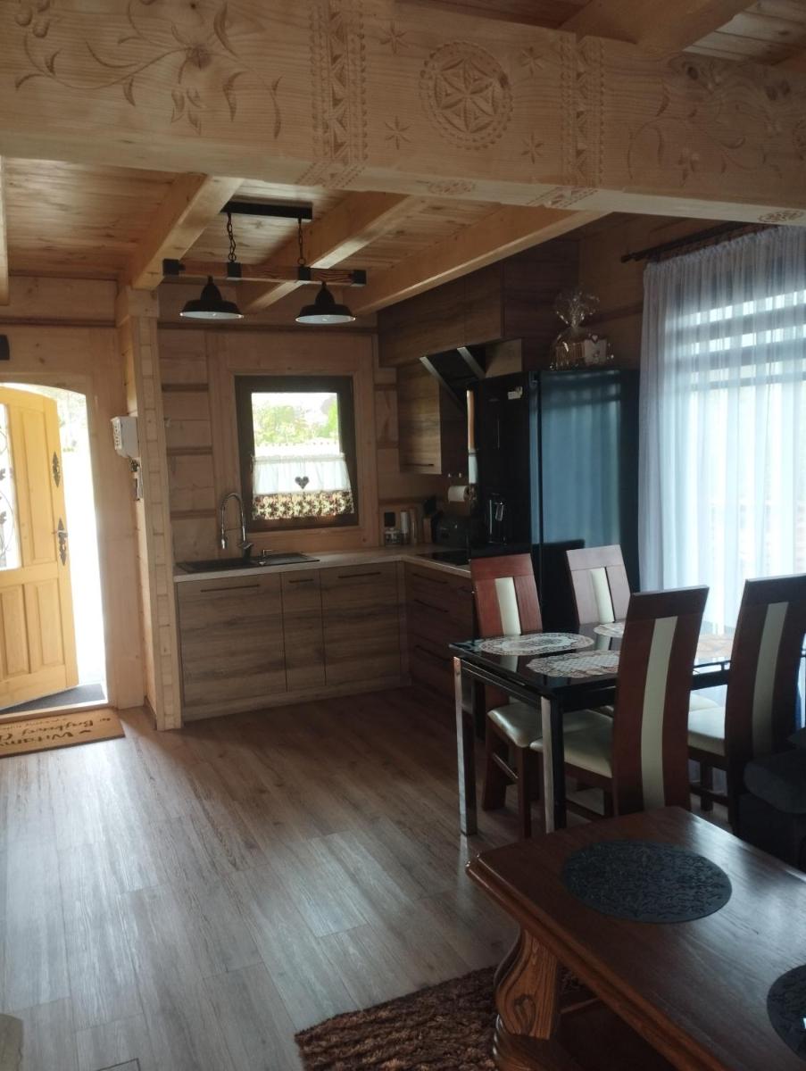 Bajkowa Chatka - Housity