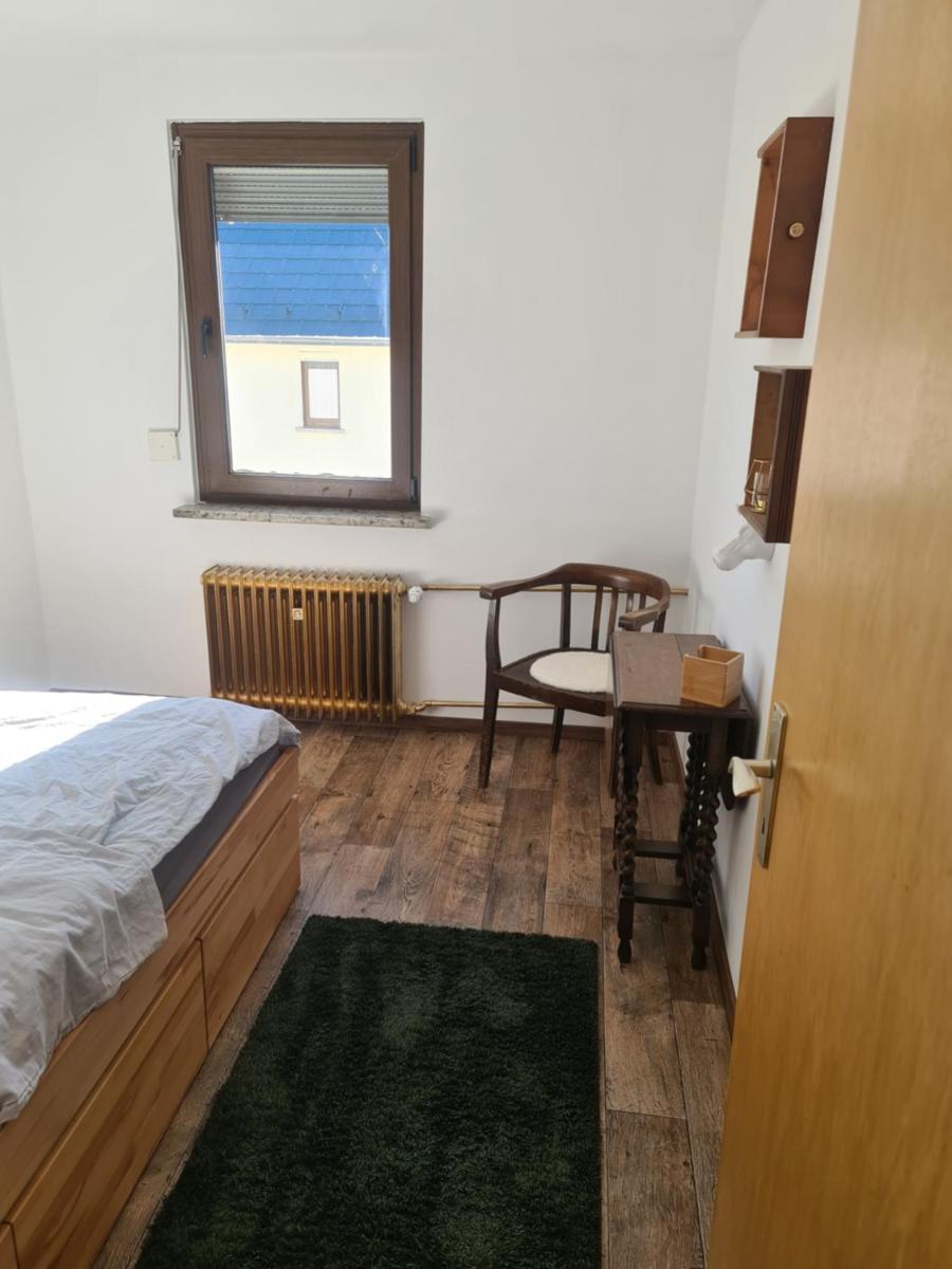 FrauÖ - Housity