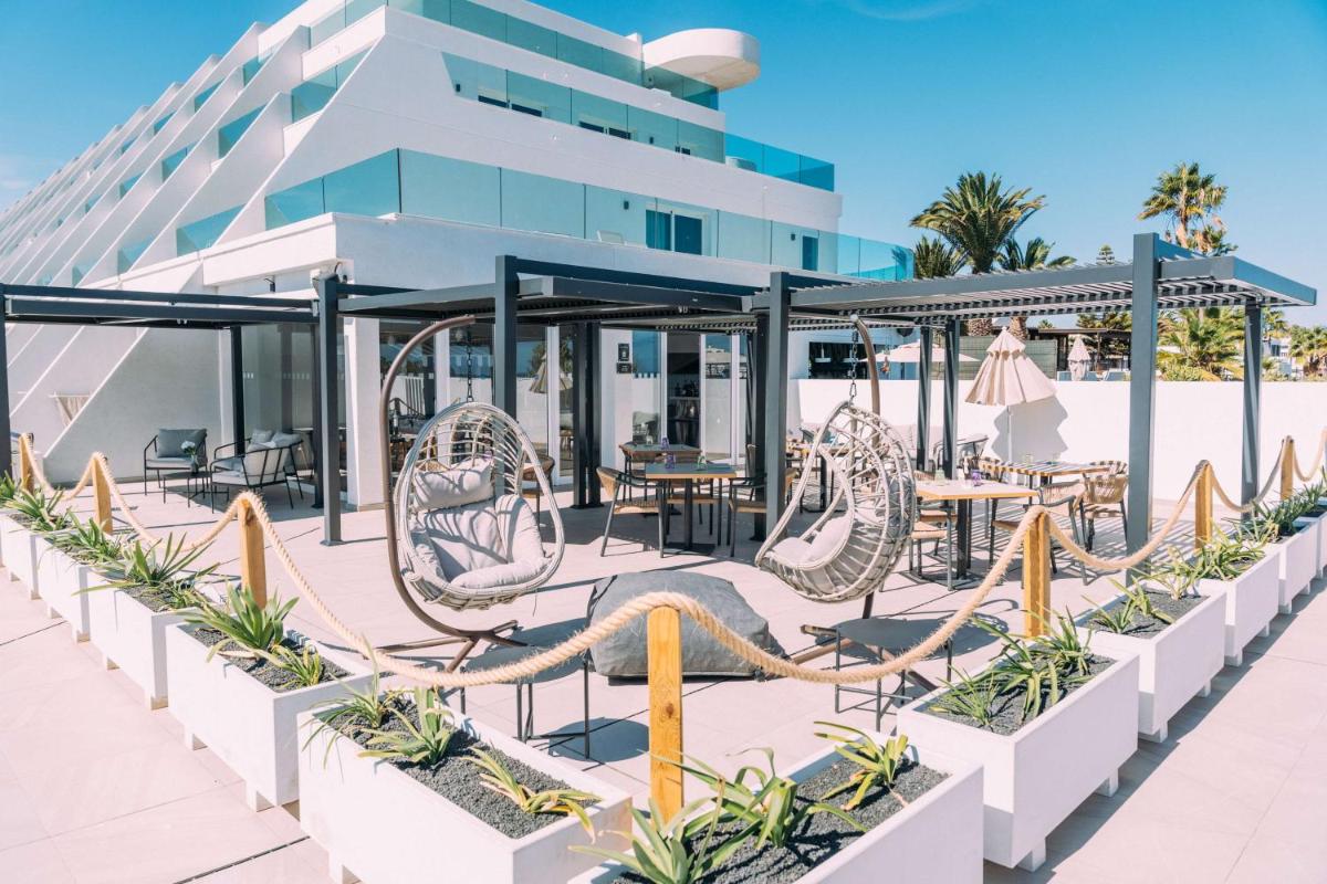 Imagen de la galería de Radisson Blu Resort, Lanzarote Adults Only, en Costa Teguise